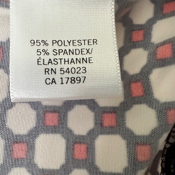 Banana Republic Cowl Neck Sleeveless Top Geometric Design Black Red White Size M - Picture 5 of 5